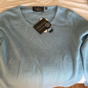 NWT Mount Cashmere light blue